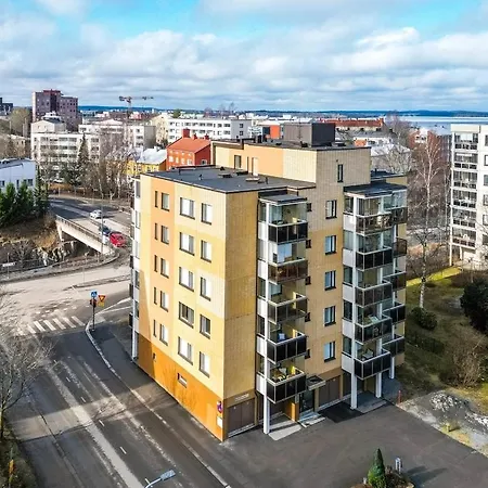 Private Sauna, Balcony And Location In Tampere! 탐페레